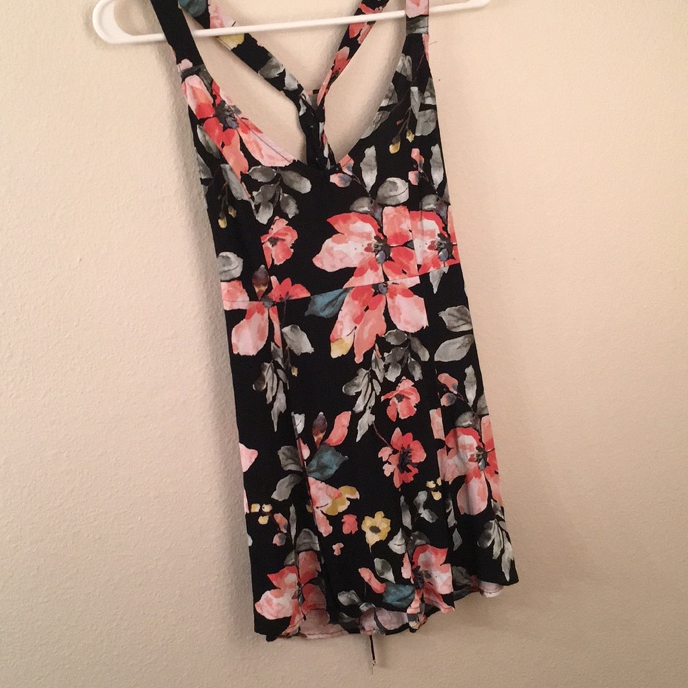 Forever 21 size S beautiful sun dress